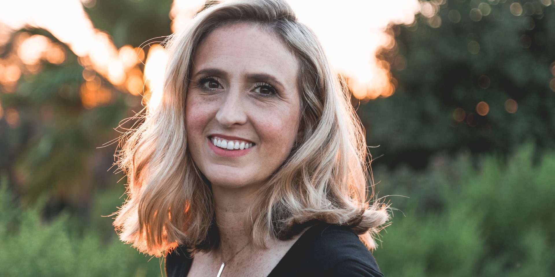 edward-cisneros-_H6wpor9mjs-unsplash (1)